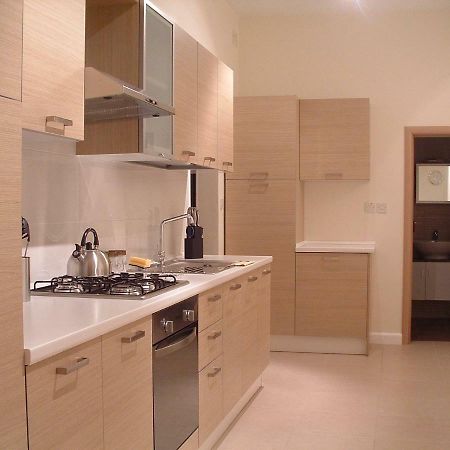 Triton Apartment Σεντ Πόλς Μπέι Εξωτερικό φωτογραφία